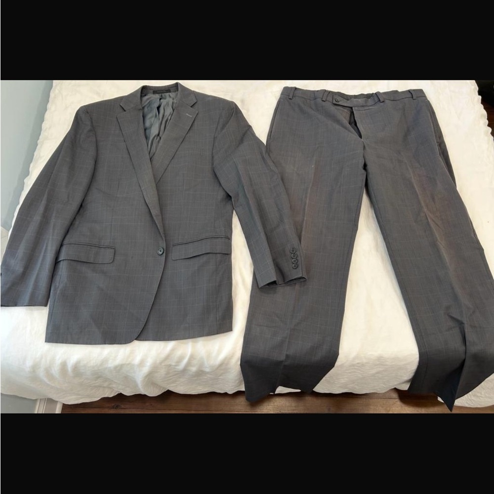 Lord and Taylor’s Calvin Klein Men’s Suit